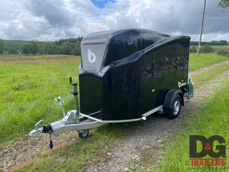Debon Cargo 1300 Box Van Trailer in Black - Image 6