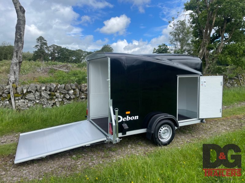 Debon Cargo 1300 Box Van Trailer in Black - Image 5