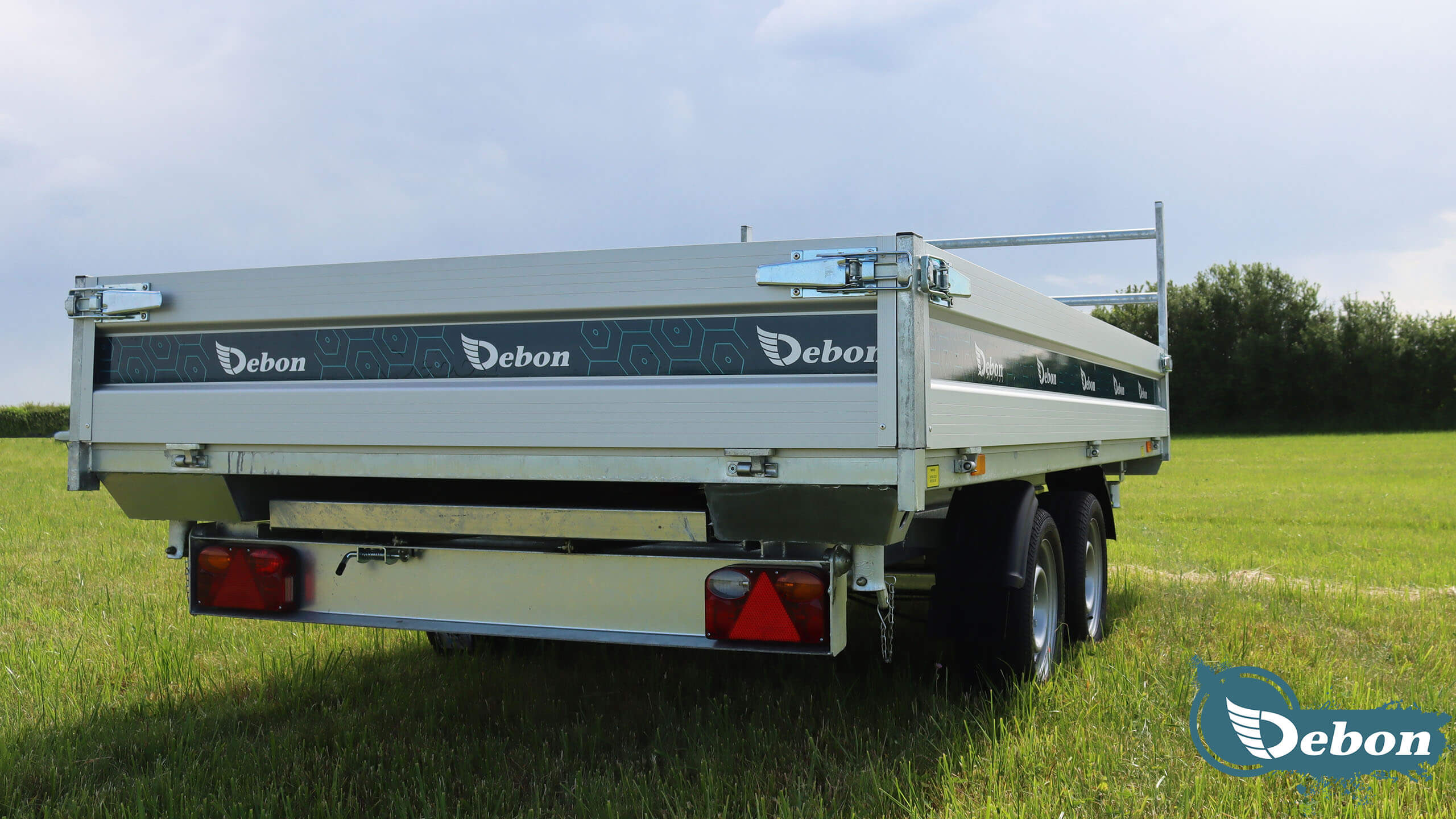 Debon tipping trailer PW3.6 right rear