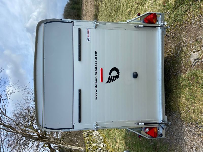 Debon C300 Single Axle Box Van Trailer with Aluminium Sides in Black - Image 6