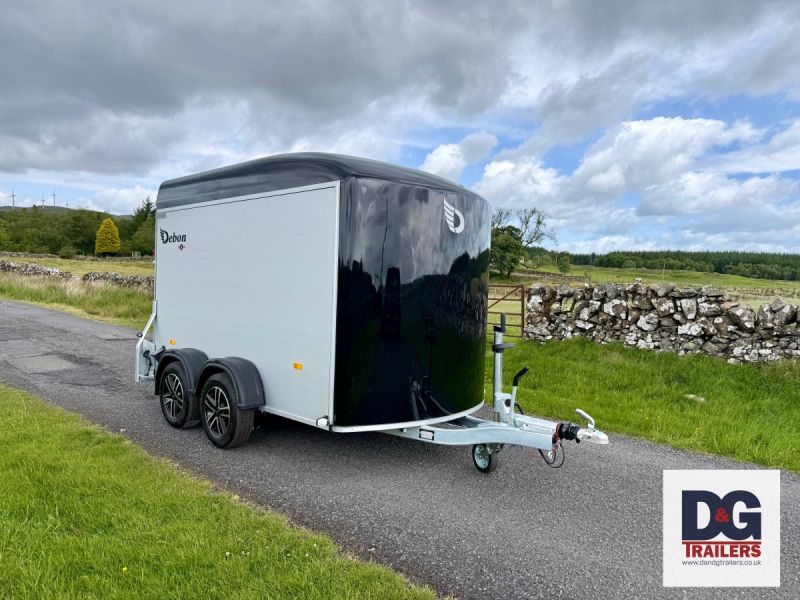 Debon Roadster C500 Twin Axle Box Van Trailer In Black with Alloy Wheels
