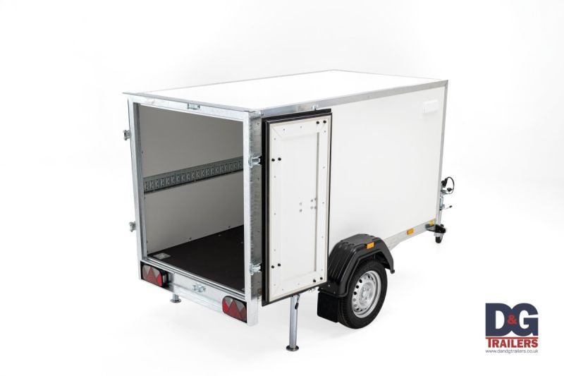 Debon C220 box trailer