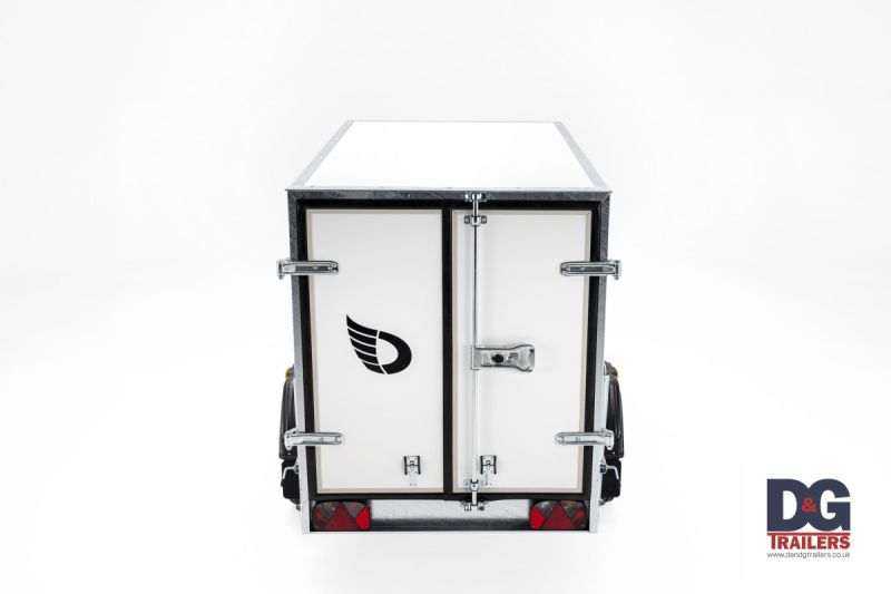 Debon Roadster C220 Single Axle Unbraked Box Trailer - Image 13