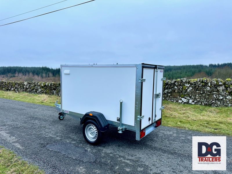 Debon Roadster C220 Single Axle Unbraked Box Trailer - Image 7