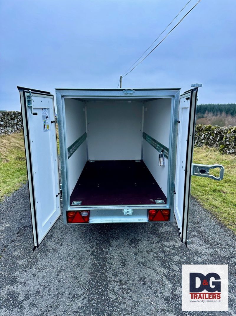 Debon Roadster C220 Single Axle Unbraked Box Trailer - Image 4