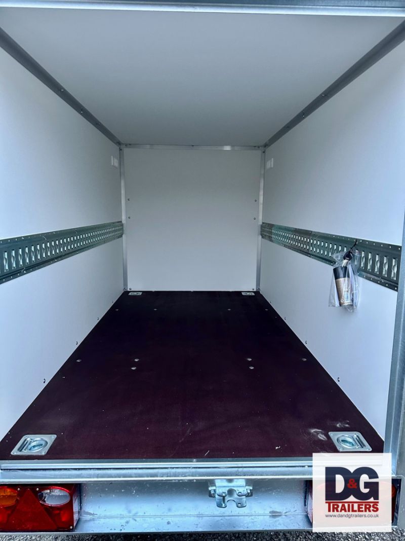 Debon Roadster C220 Single Axle Unbraked Box Trailer - Image 3