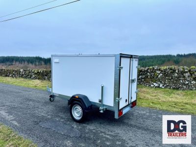 Debon C220 Single Axle Box Trailer Rear & Right Side
